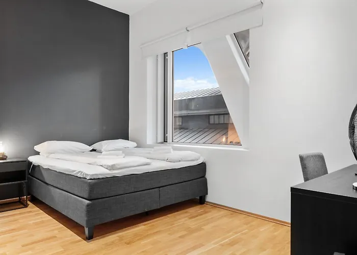 Modern With Rooftop Terrace And Stunning Views Apartament